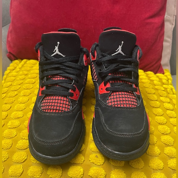 Air Jordan Retro 'Red Thunder' PS